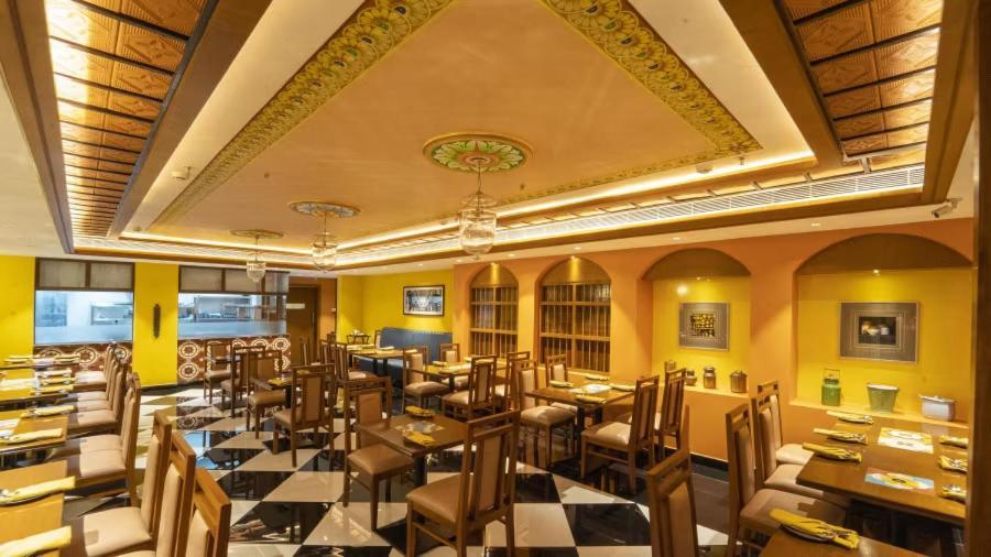 Hotel Aadithya Chennai Exterior foto